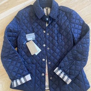 Burberry Navy Quilted Jacket. Like new condition. Size M